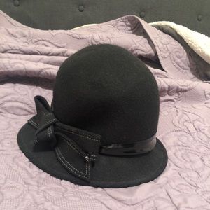 PARKHURST 100% WOOL CLOCHE HAT